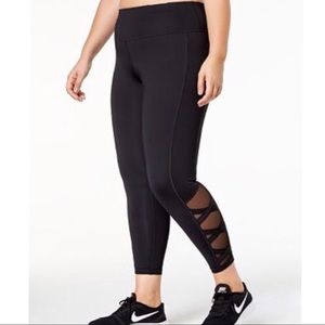 Cross Cross Mesh Leggings
